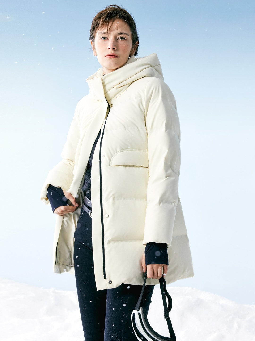 Arlae | Women’s long hooded winter jacket with a structured thermal silhouette