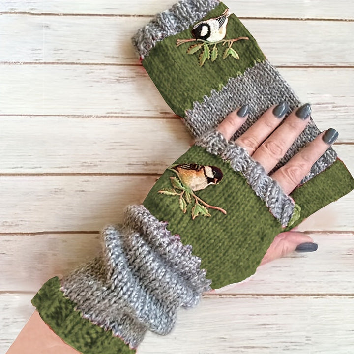Alivia | Women's fingerless gloves with delicate embroidery