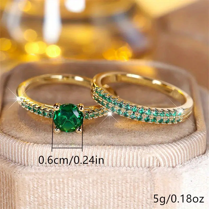 Choly | Women’s emerald green ring set with crystal accents