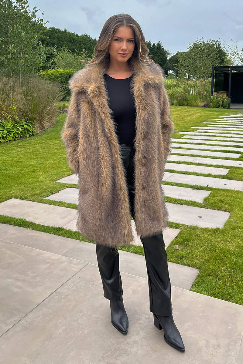 Sky | Women’s long faux fur coat with collar and snap front