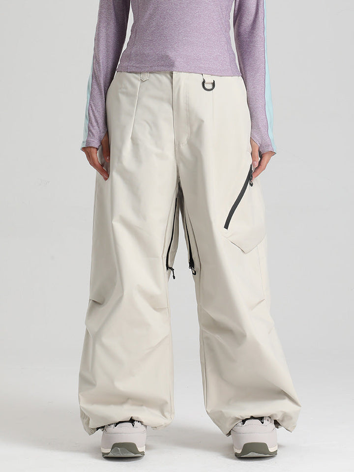 Letha | Women’s baggy snow pants with urban-inspired cargo shaping