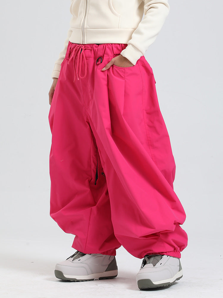 Vayla | Women’s super baggy snow pants with park-ready cargo shaping