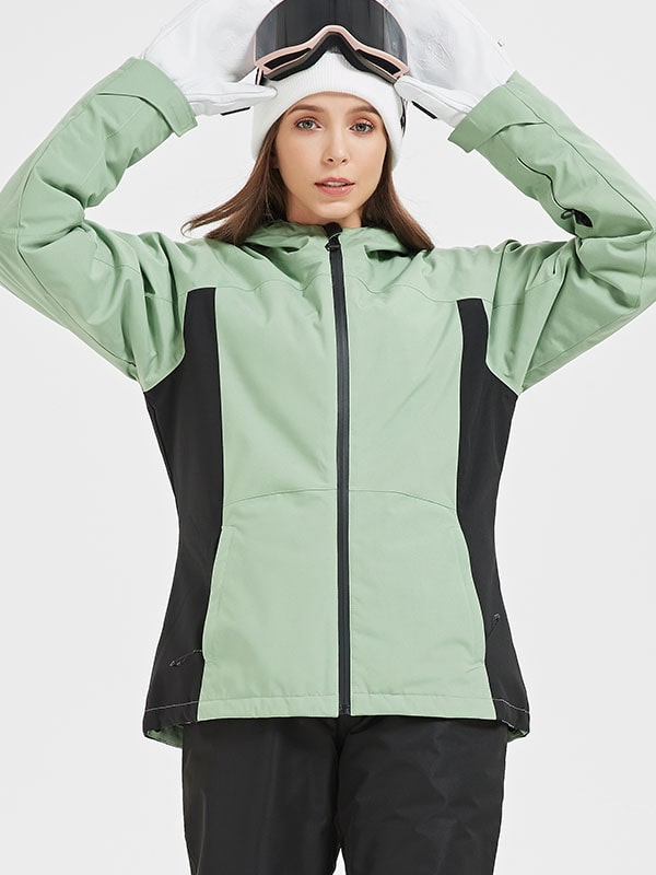 Coris | Women’s all-mountain ski jacket with a streamlined, structured silhouette