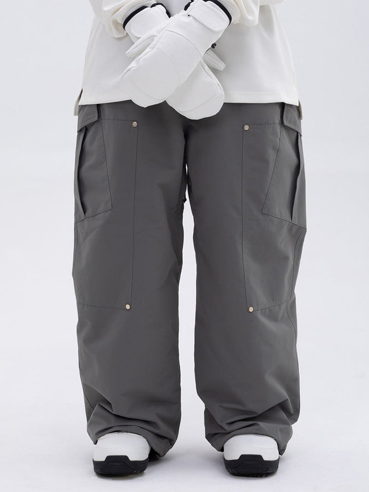 Zayra | Women’s baggy freestyle snow pants with a double-knee workwear silhouette