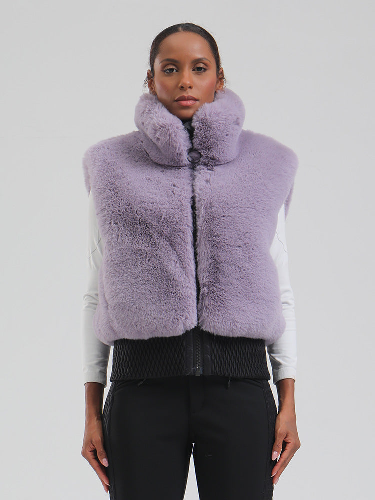 Darcie | Women’s fleece ski vest with high-pile texture and relaxed winter shaping