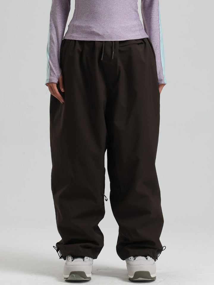 Veyra | Women’s cargo snow pants with freestyle-inspired street shaping
