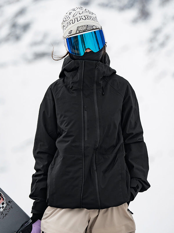 Ryllis | Women’s all-weather mountain jacket with a structured alpine silhouette