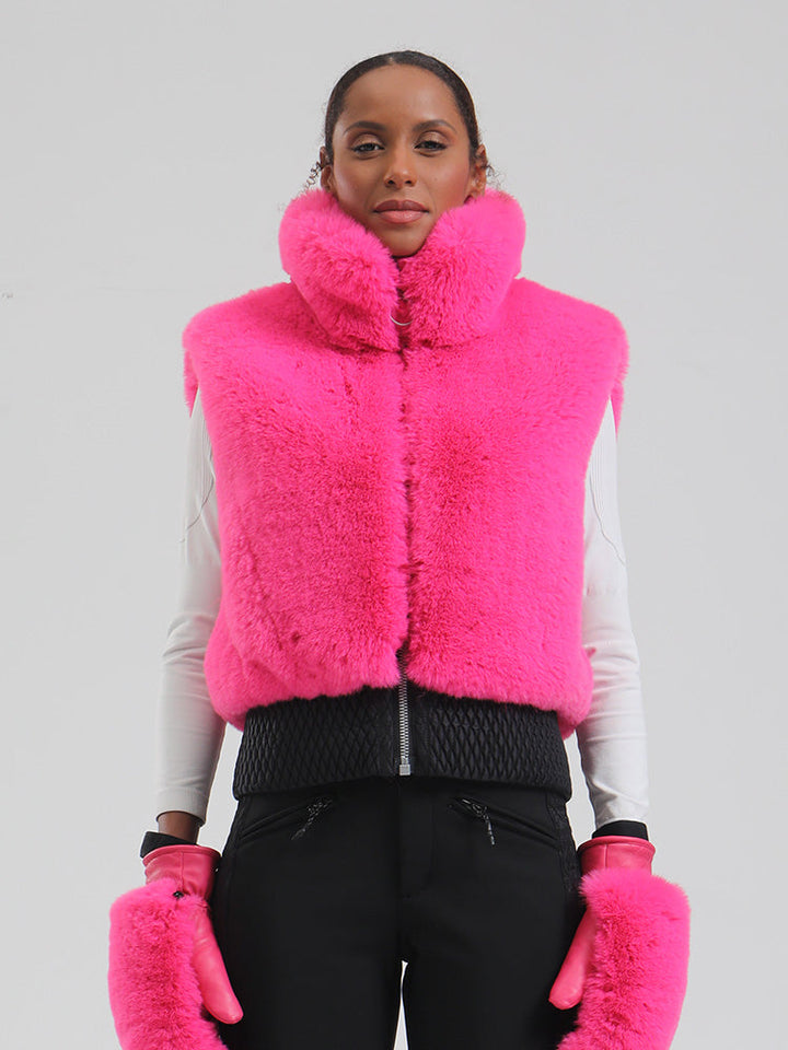 Darcie | Women’s fleece ski vest with high-pile texture and relaxed winter shaping