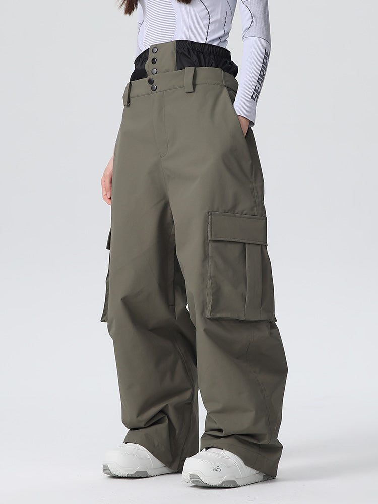 Jorlyn | Women’s baggy snow pants with mountain-ready cargo shaping