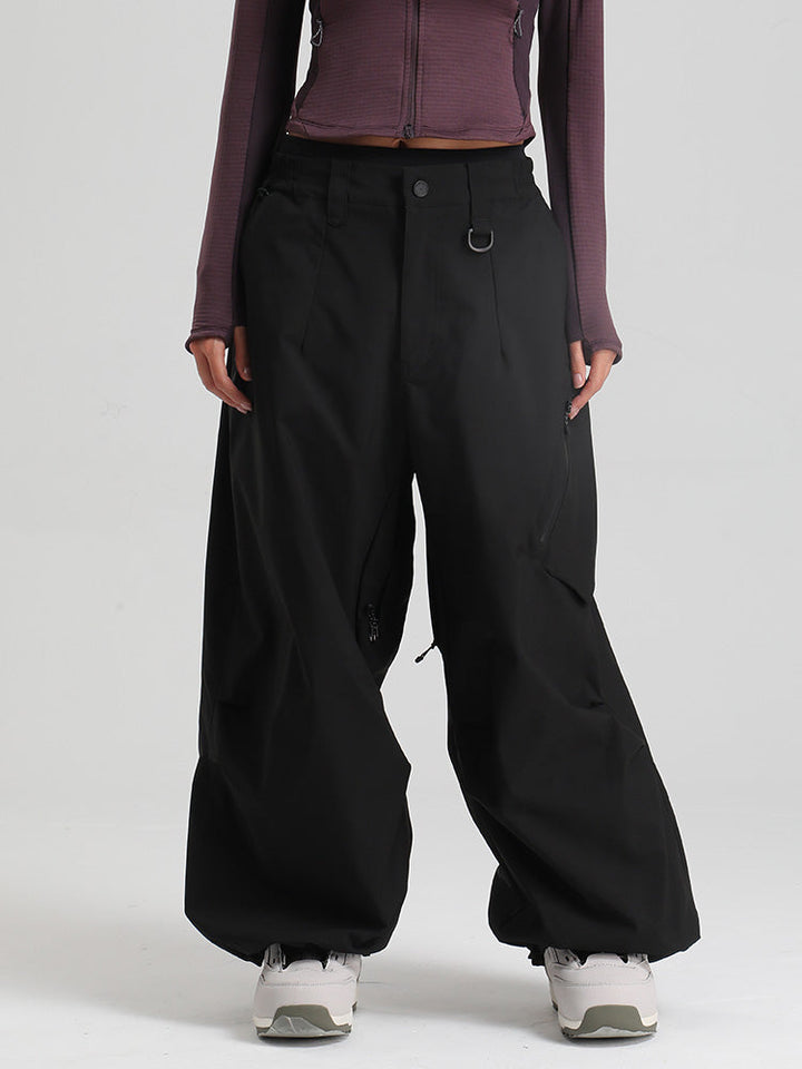 Letha | Women’s baggy snow pants with urban-inspired cargo shaping