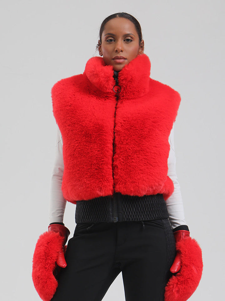 Darcie | Women’s fleece ski vest with high-pile texture and relaxed winter shaping