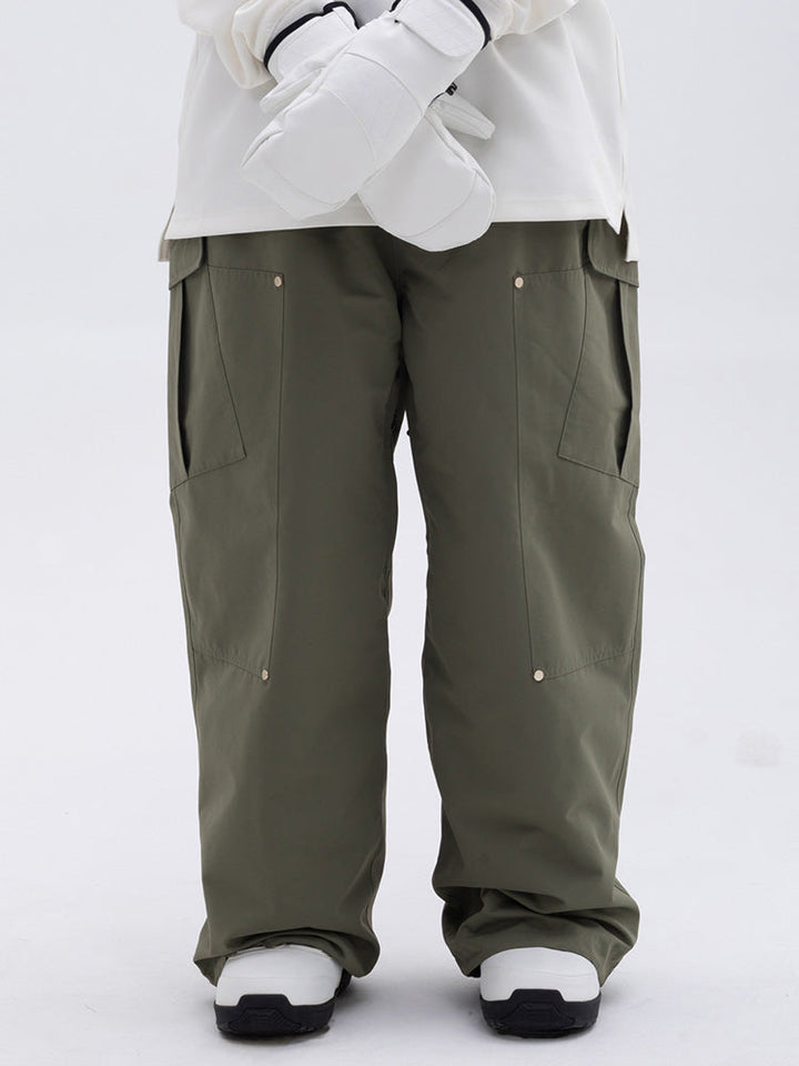 Zayra | Women’s baggy freestyle snow pants with a double-knee workwear silhouette