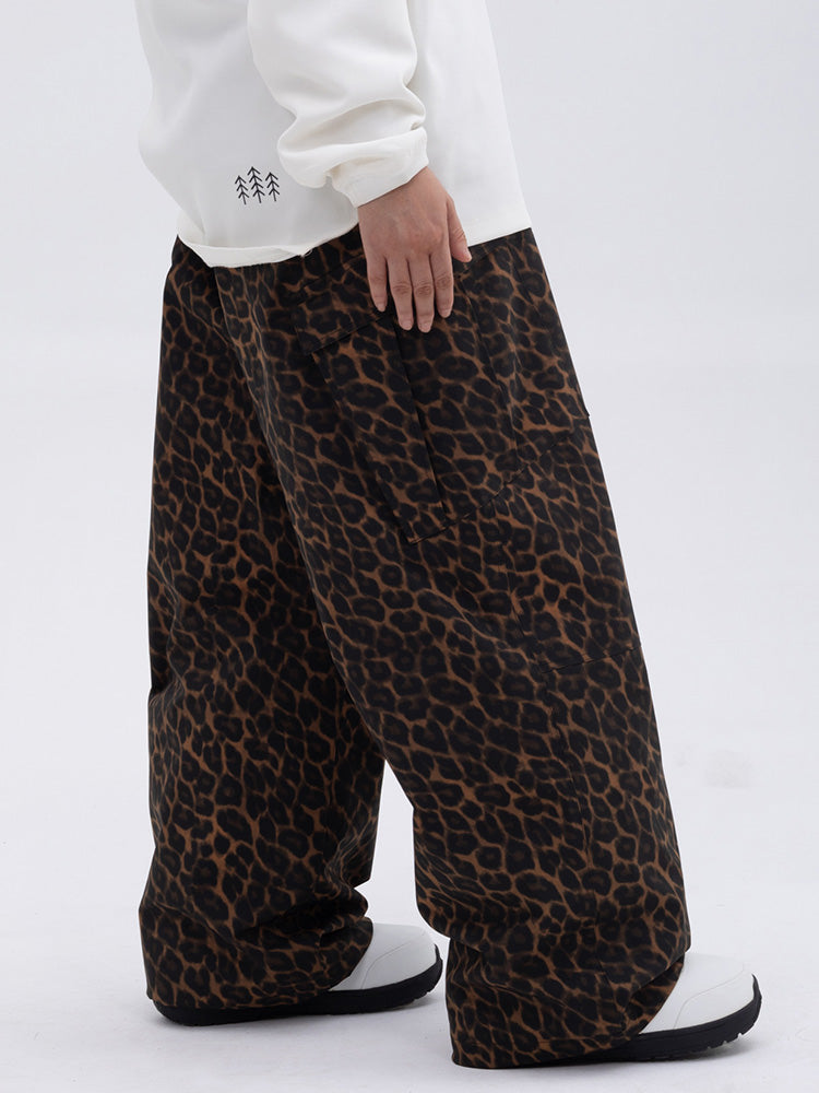 Zayra | Women’s baggy freestyle snow pants with a double-knee workwear silhouette
