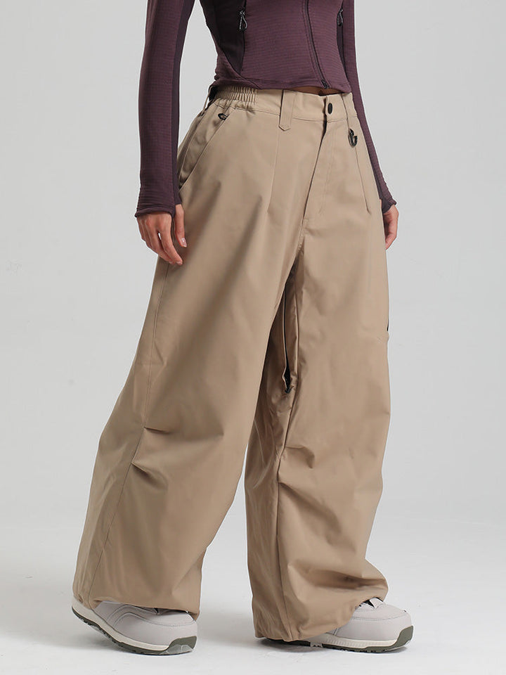 Letha | Women’s baggy snow pants with urban-inspired cargo shaping