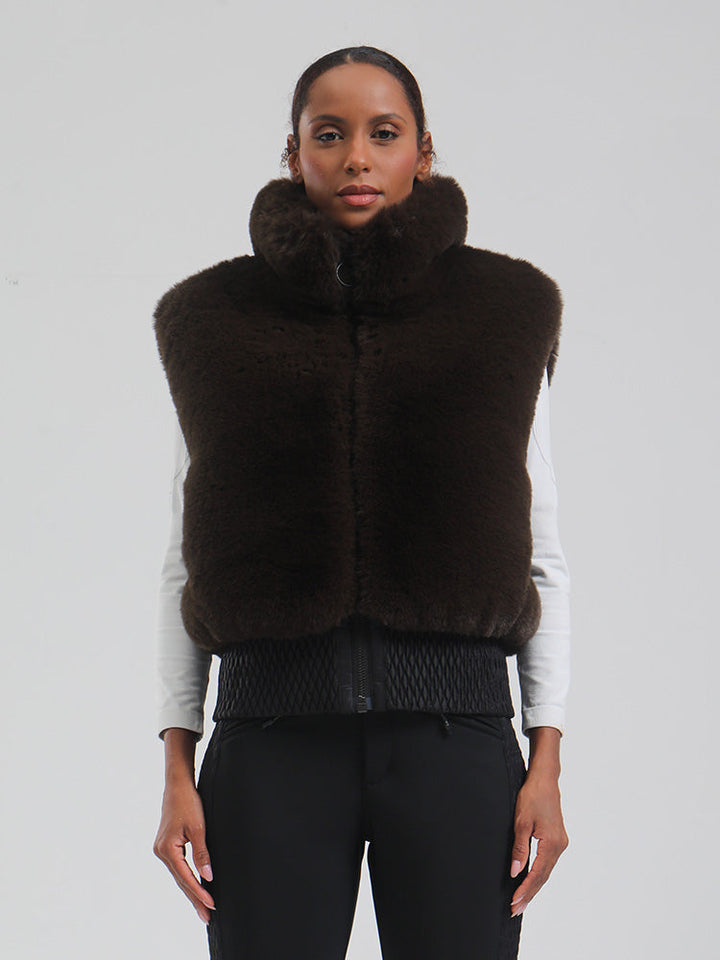 Darcie | Women’s fleece ski vest with high-pile texture and relaxed winter shaping