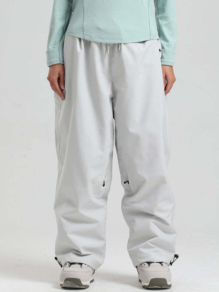 Veyra | Women’s cargo snow pants with freestyle-inspired street shaping