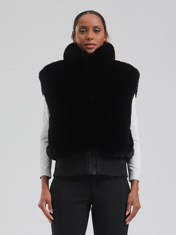 Darcie | Women’s fleece ski vest with high-pile texture and relaxed winter shaping