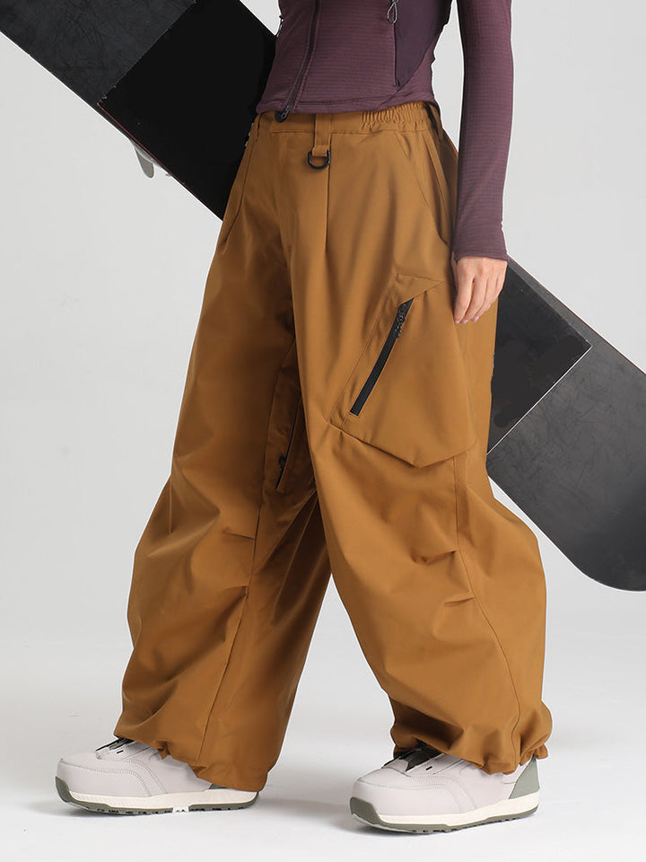 Letha | Women’s baggy snow pants with urban-inspired cargo shaping
