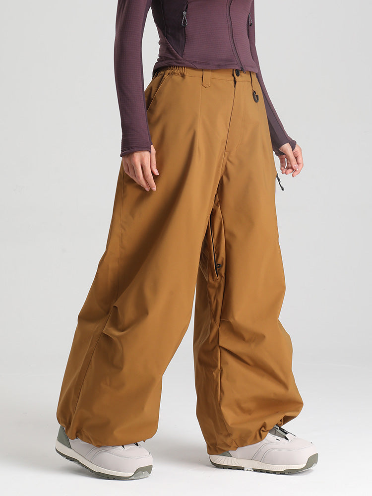 Letha | Women’s baggy snow pants with urban-inspired cargo shaping
