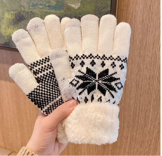 Avarin | Women’s knit touchscreen gloves with a soft double-layer winter design