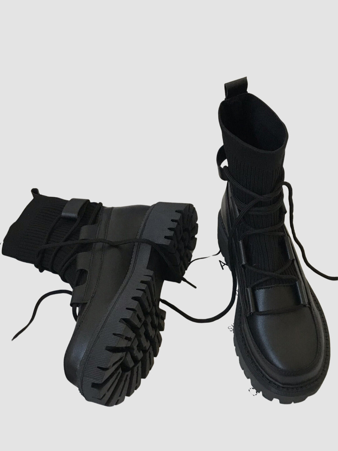 Brittany | Women's lace up boots