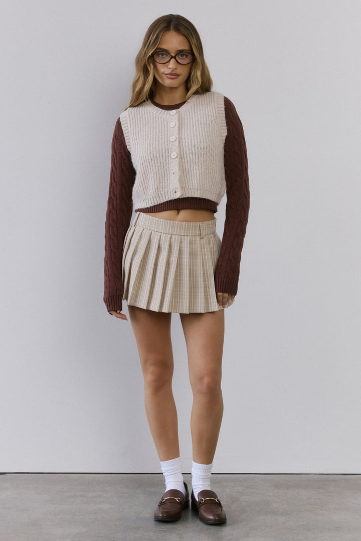 Clara | Women’s knit vest with button-front design