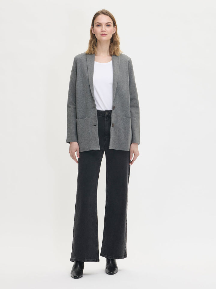 Sabie | Women’s classic knit button blazer