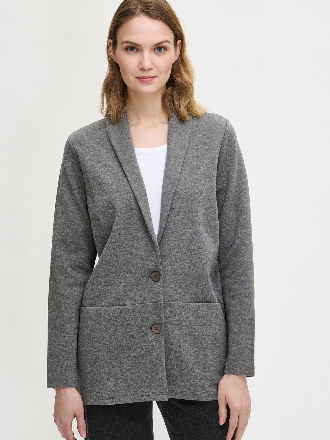 Sabie | Women’s classic knit button blazer