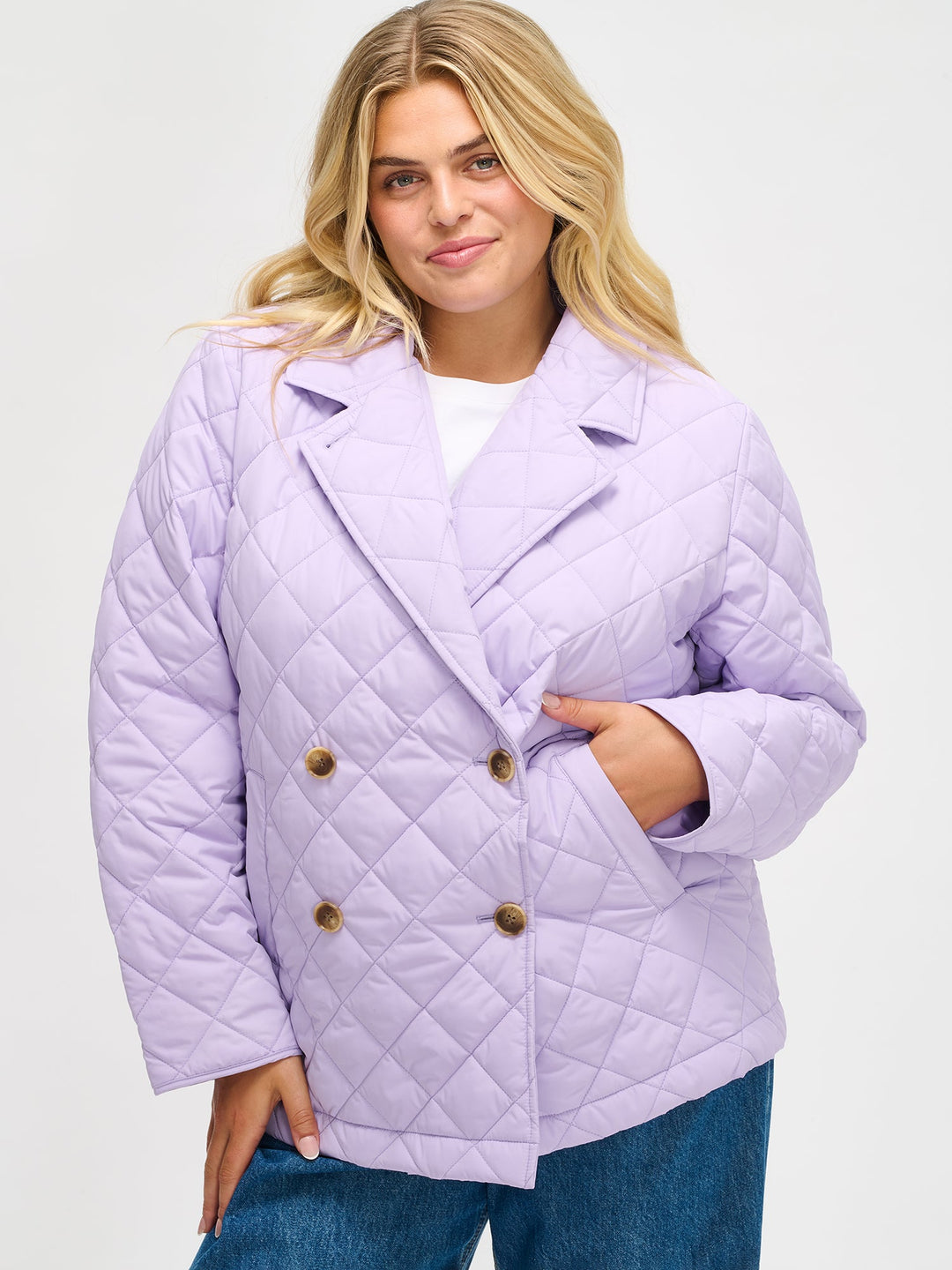 Moirah | Women’s short quilted coat with classic collar