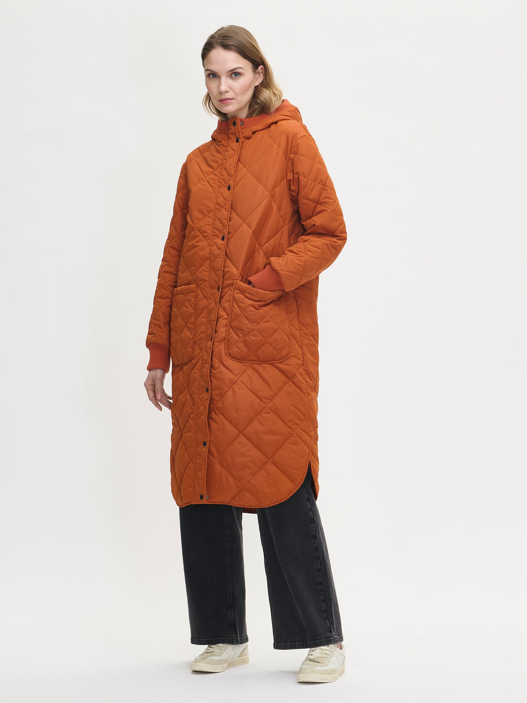 Rebecca | Women’s long quilted hooded coat with light padding