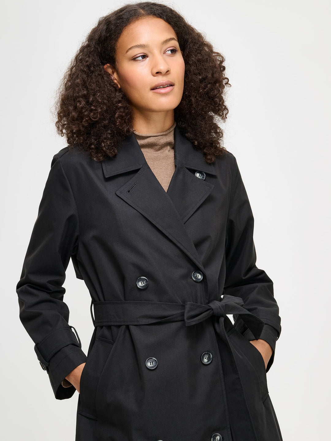 Ryza | Women’s classic belted trench coat with adjustable cuffs