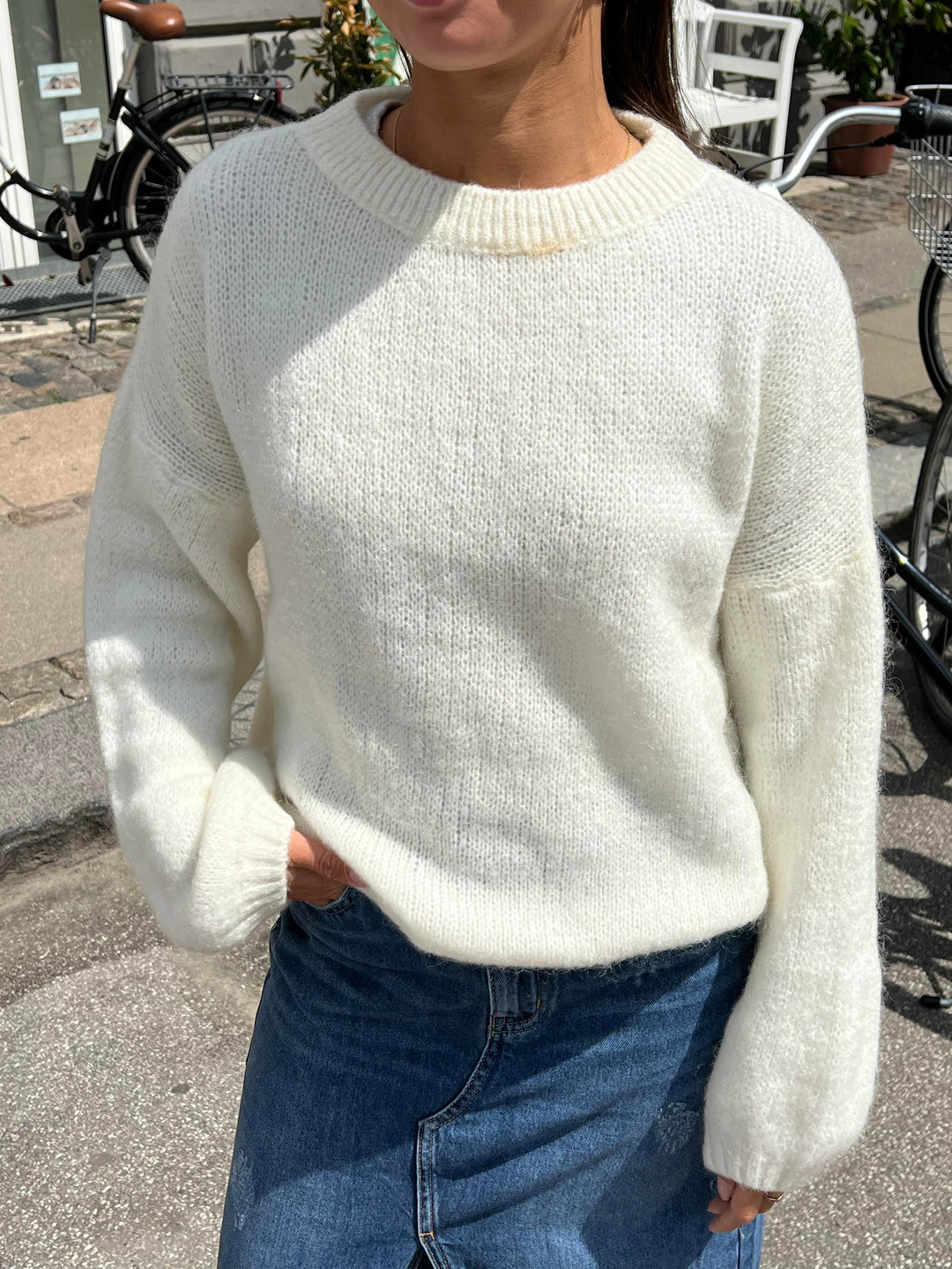 Blair | Women’s oversized knit with balloon sleeve design
