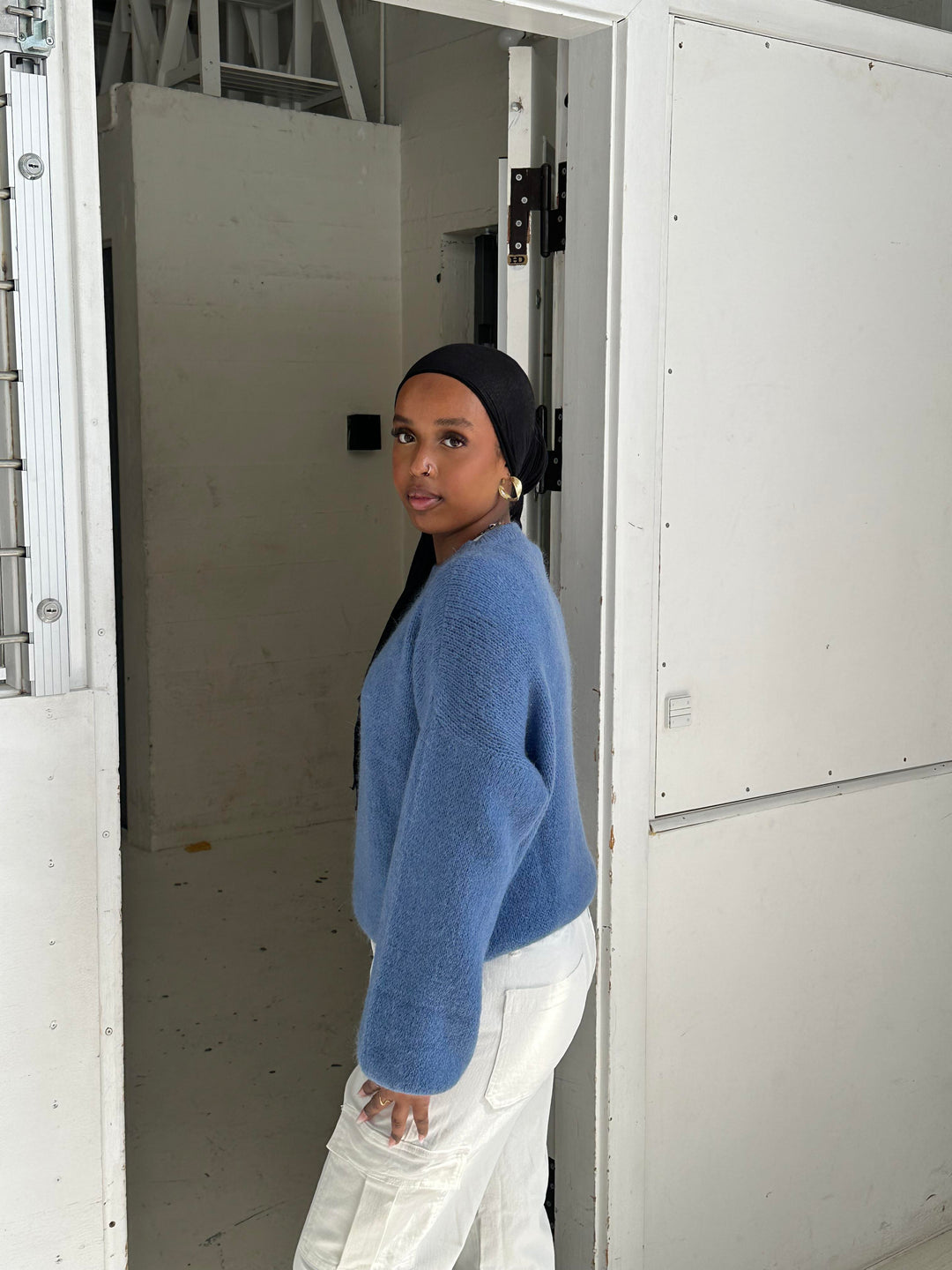 Hazel | Women’s knit sweater with oversized balloon sleeve design