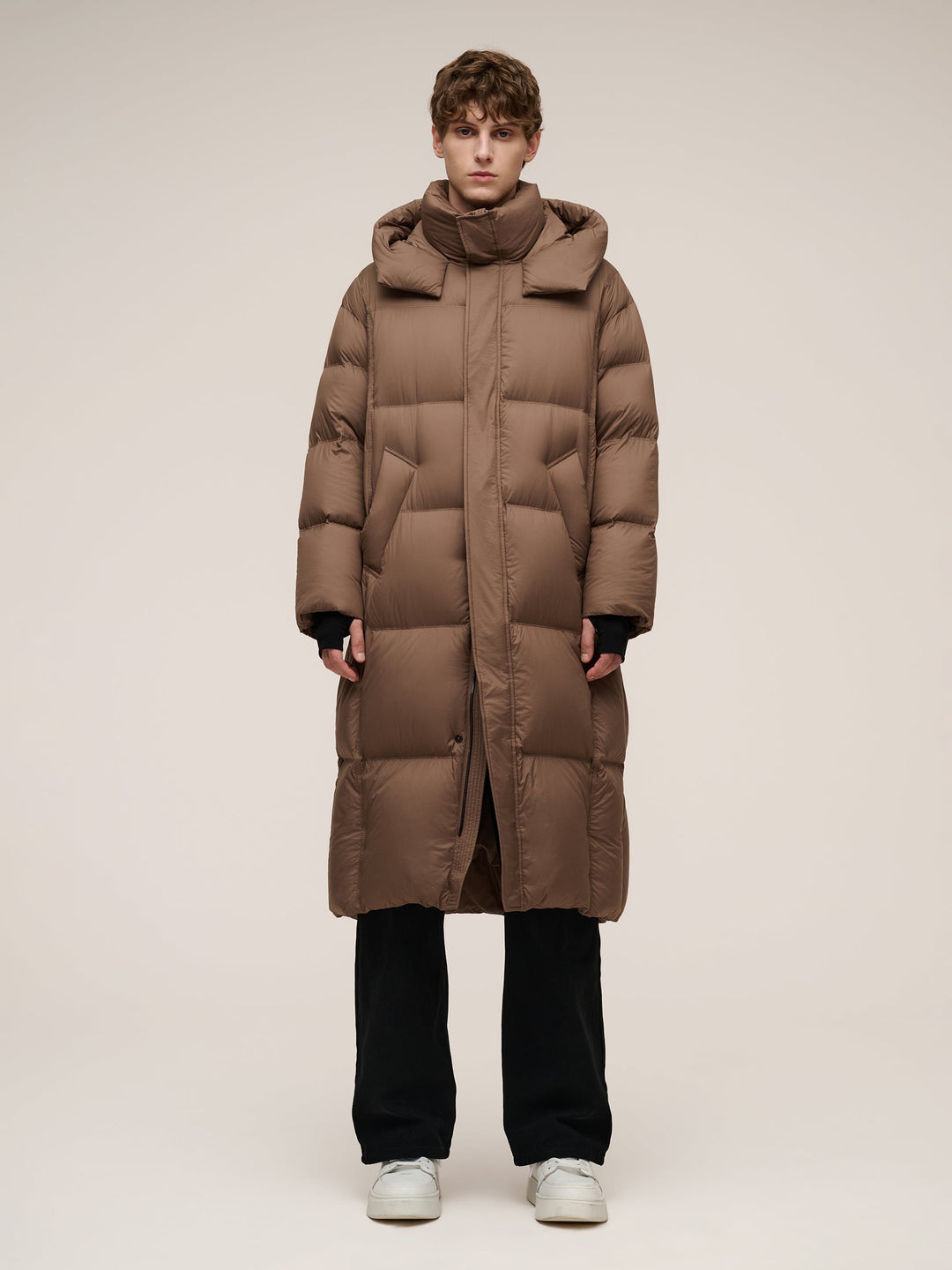Corvyn | Women’s lightweight long winter coat with a sleek hooded silhouette