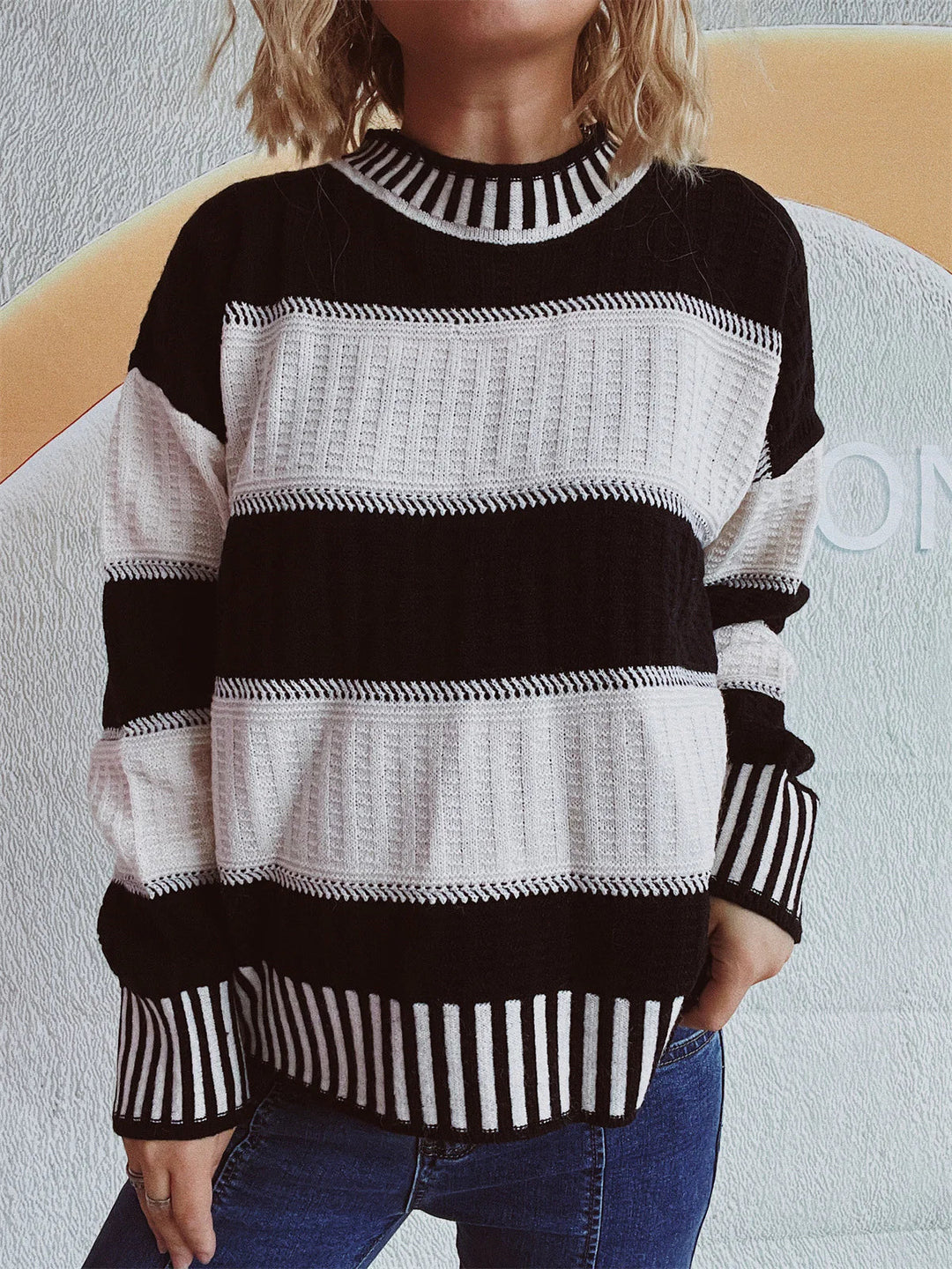 Effie | Women’s casual knitted sweater with round neckline and rib detail