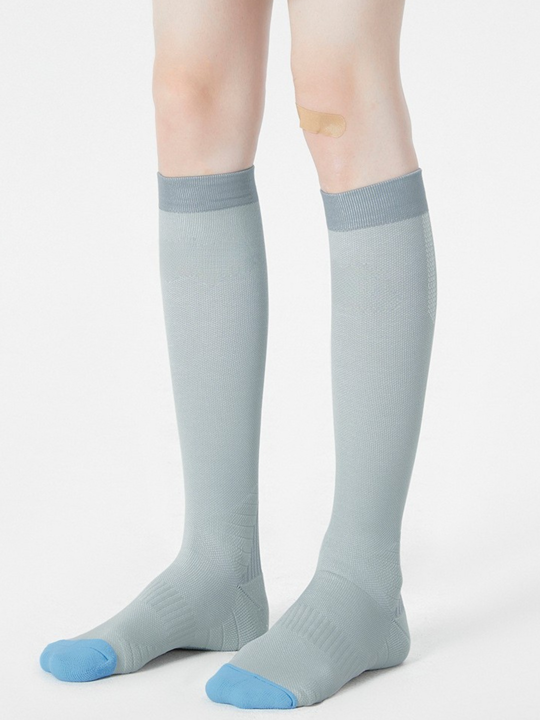 Elariah | Women’s premium moisture-control calf socks