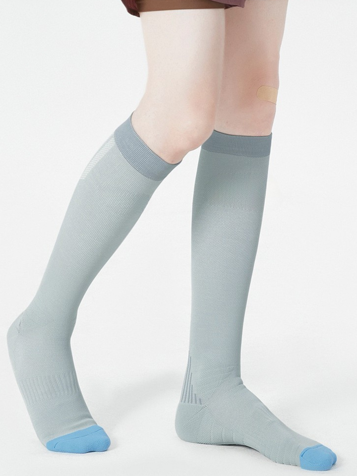 Elariah | Women’s premium moisture-control calf socks
