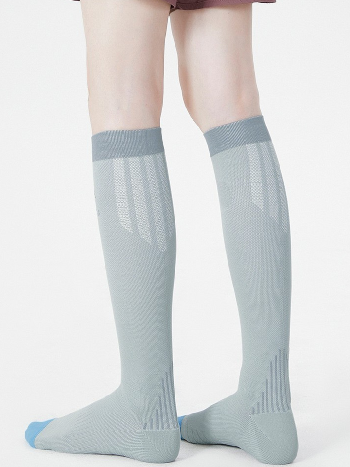 Elariah | Women’s premium moisture-control calf socks