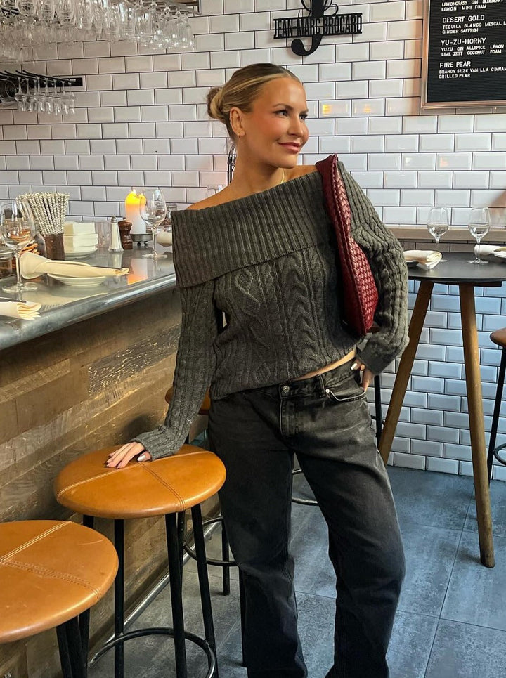 Lorelai | Women’s knit blouse with off-shoulder design