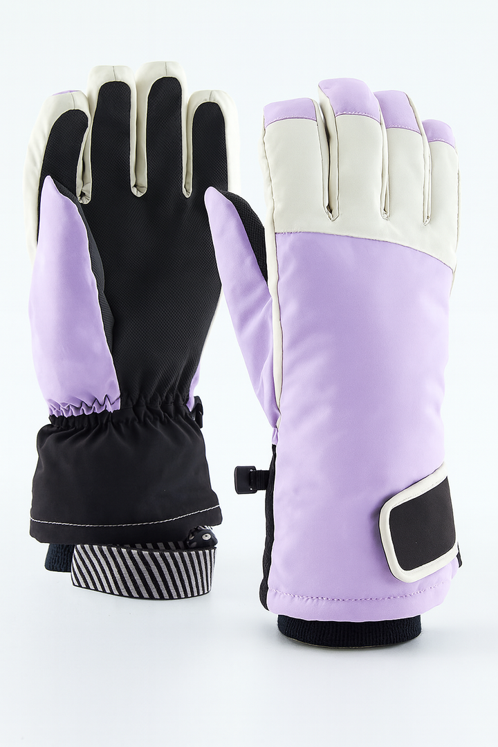 Tovia | Women’s winter snow gloves with ergonomic shaping and colorful detailing