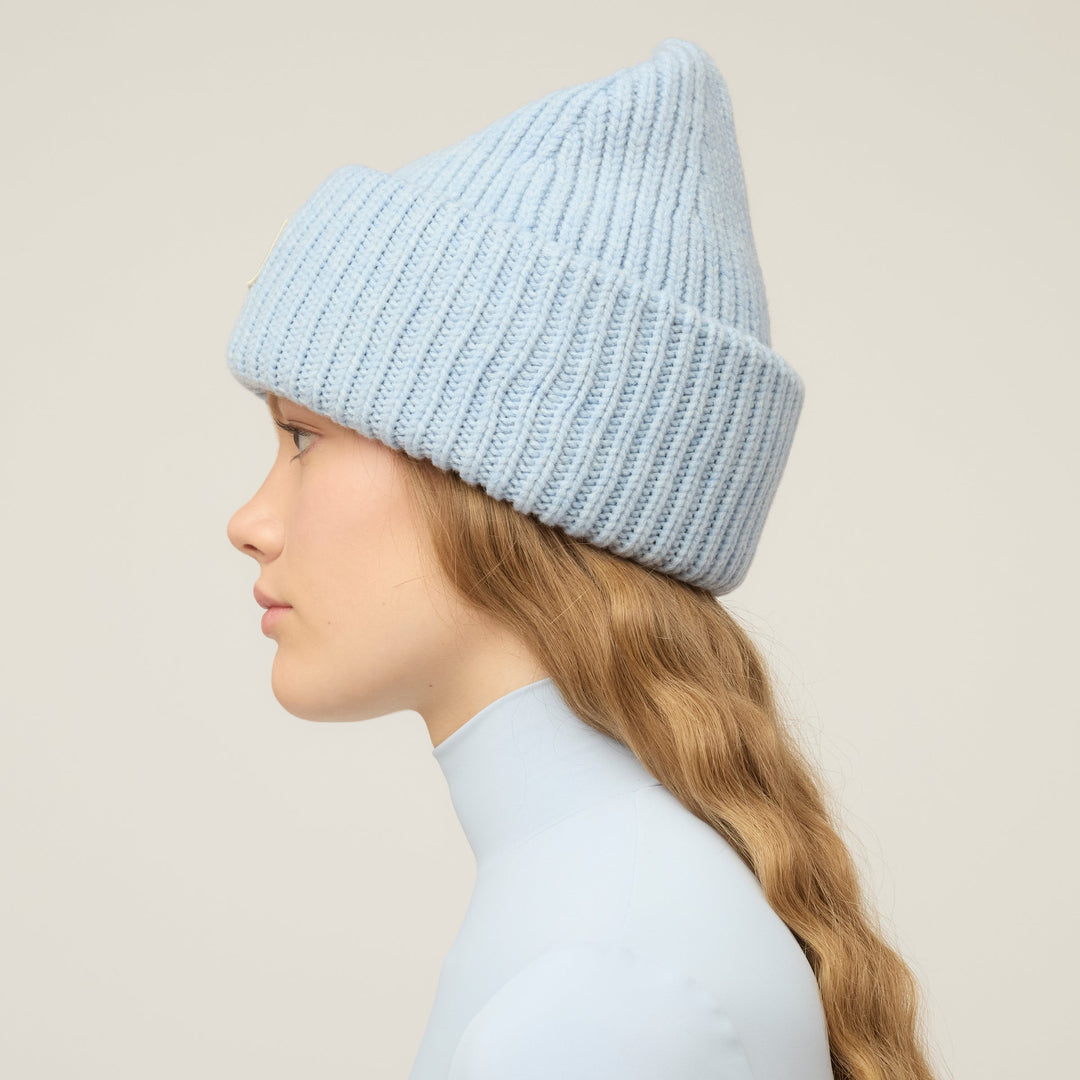 Osyla | Women’s alpine knit beanie with a smooth rounded winter silhouette