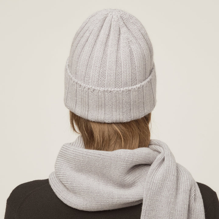 Brinora | Women’s chunky ribbed beanie with a soft, structured silhouette