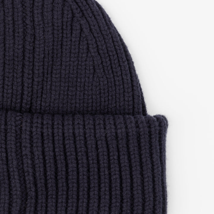 Osyla | Women’s alpine knit beanie with a smooth rounded winter silhouette