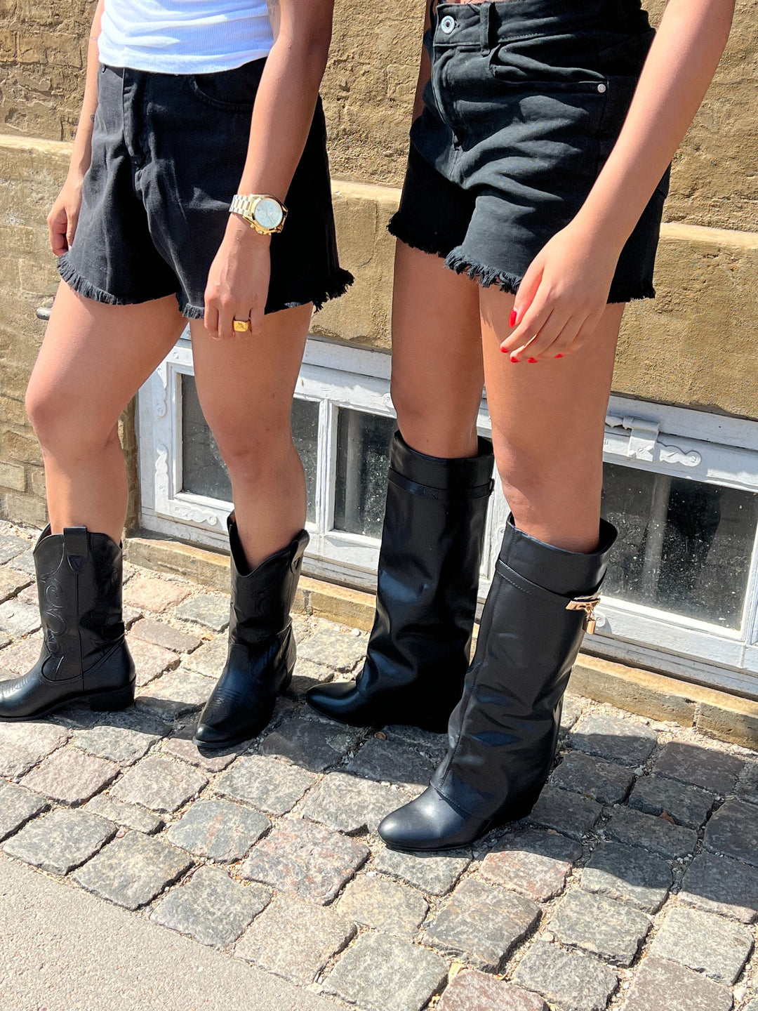 Athena | Women’s cowboy boots with stitching detail and mid-shin fit