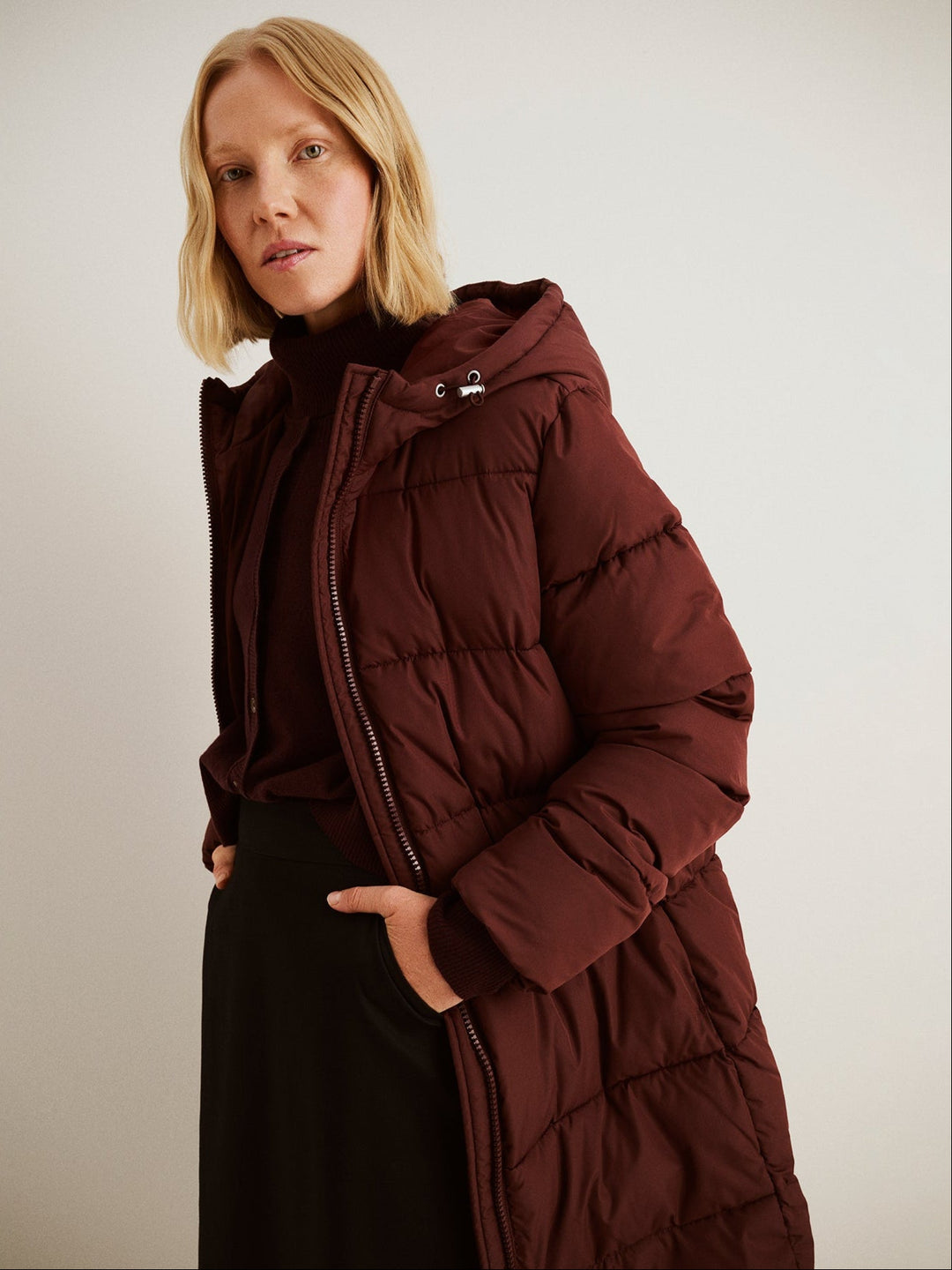 Tiana | Women’s long hooded puffer coat