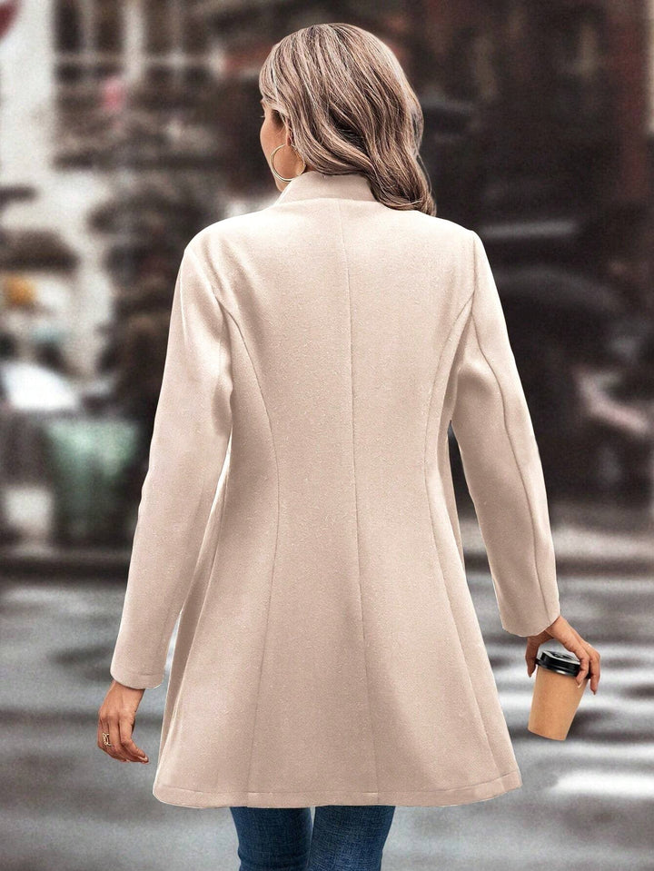 Ava | Women’s slim-fit blazer coat with notch lapel and button closure