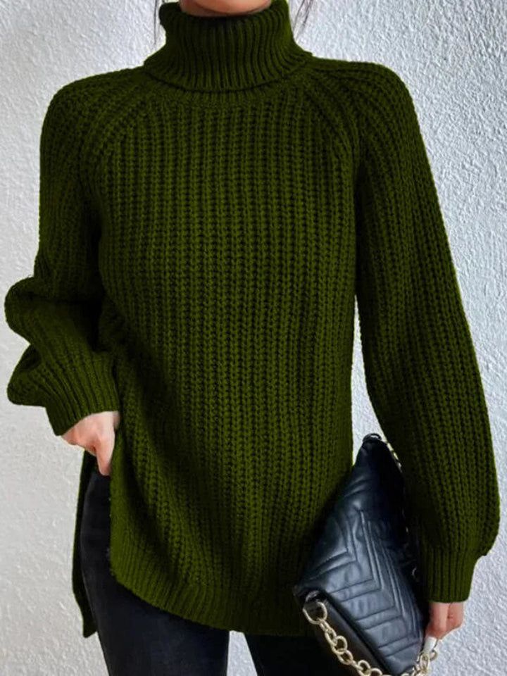 Wrynn | Women’s turtleneck sweater with raglan sleeves and a split hem silhouette