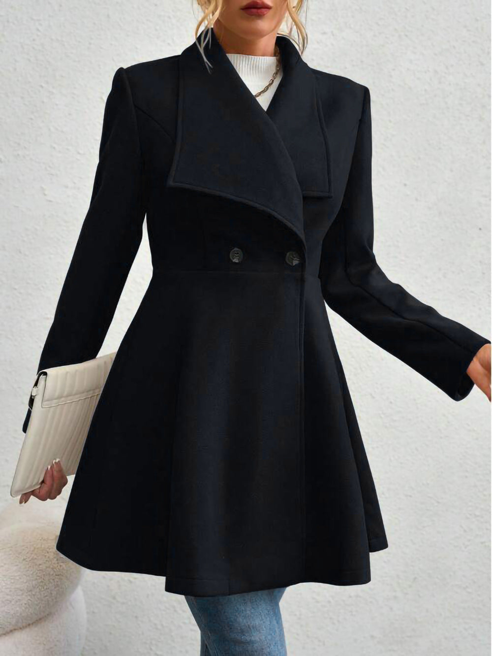 Emma | Women’s long slim-fit coat with notch lapel and button closure