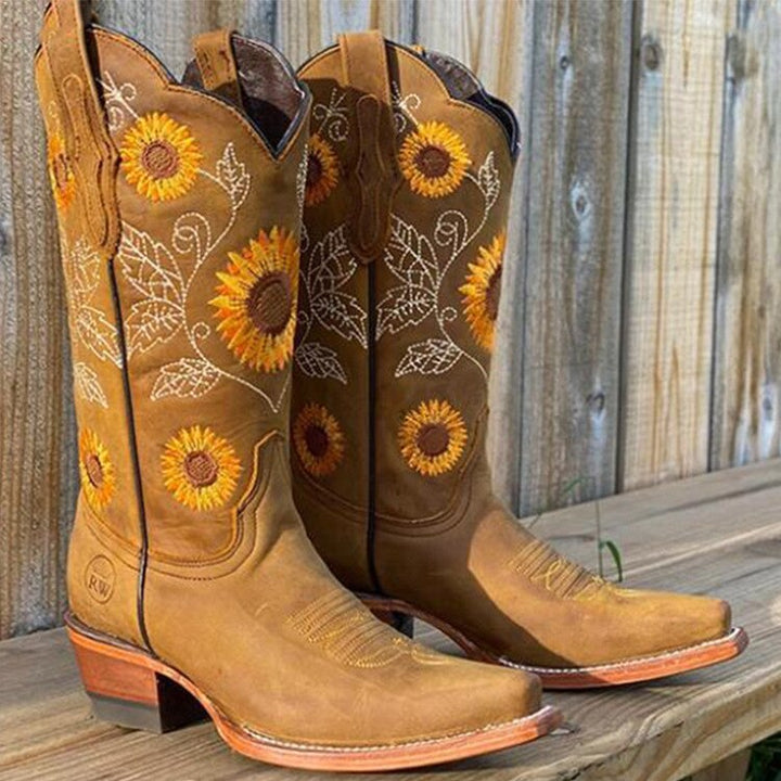 Sutton | Women's floral embroidered western boots