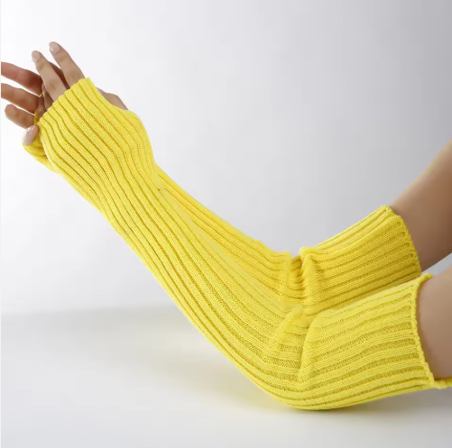 Lirra | Women’s long knit fingerless gloves with an extended ribbed silhouette